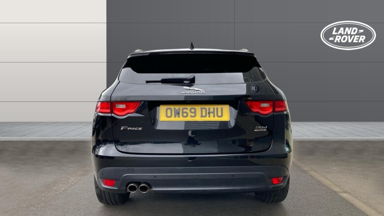 Jaguar F-Pace 2.0d [180] Chequered Flag 5dr Auto AWD Diesel Estate